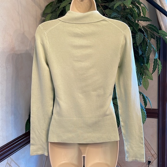 MAX STUDIO CELERY GREEN SILK SWEATER - Picture 3 of 6